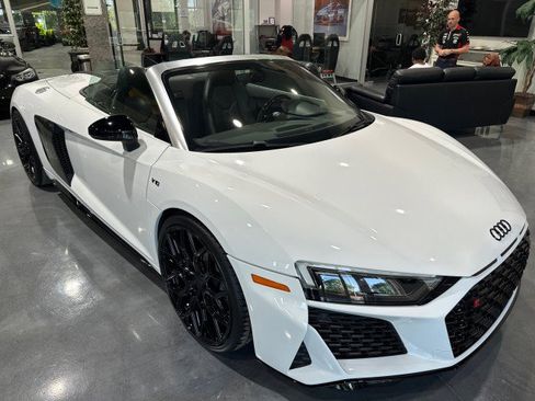 Used 2020 Audi R8 V10 w/ 20" Wheel Package AWD/4WD image 16