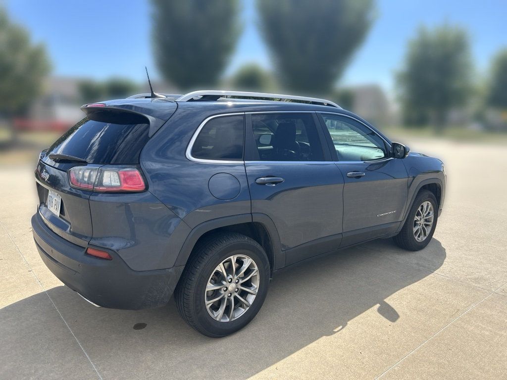 Used 2020 Jeep Cherokee Latitude Lux w/ Comfort/Convenience Group AWD/4WD image 4