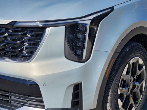 New 2026 Kia Sorento S image 6