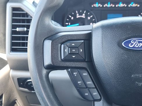 Used 2017 Ford F250 XL w/ Power Equipment Group AWD/4WD image 26