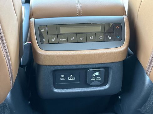 Used 2025 Nissan Pathfinder Platinum w/ Cargo Package FWD image 21