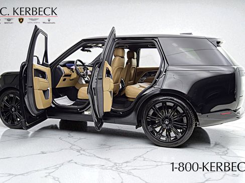 Used 2023 Land Rover Range Rover SE image 5