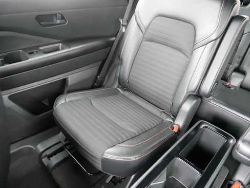 Certified 2023 Nissan Pathfinder Rock Creek image 12