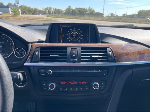 Used 2014 BMW 328i xDrive Sedan AWD/4WD image 15