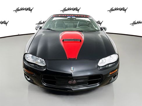 Used 2002 Chevrolet Camaro Z28 w/ SS Performance/Appearance Pkg image 2
