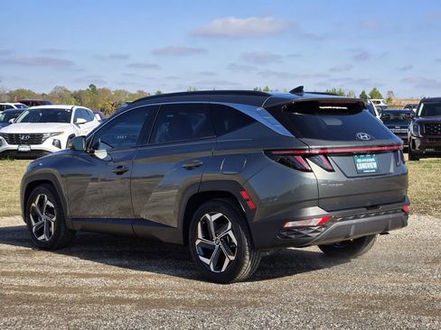 Used 2022 Hyundai Tucson Limited w/ Cargo Package image 4