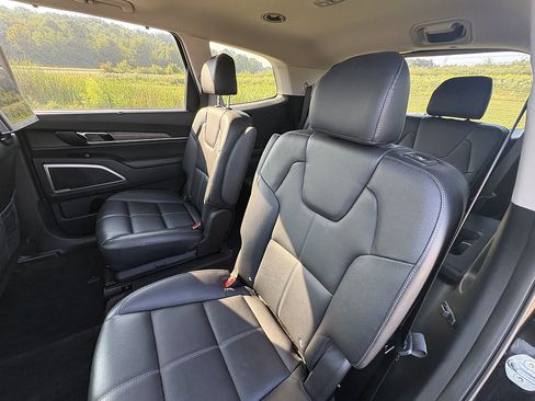 Used 2022 Kia Telluride EX w/ EX Premium Package AWD/4WD image 20
