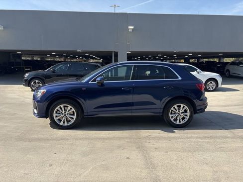 Used 2025 Audi Q3 2.0T Premium w/ Convenience Package image 9