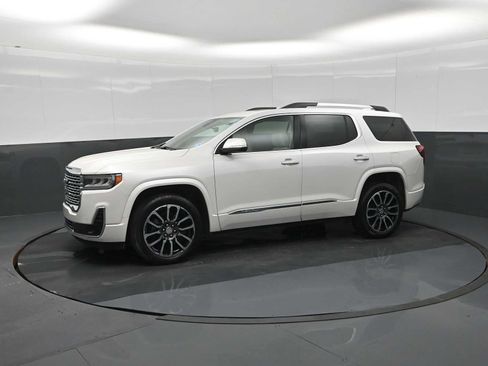 Used 2020 GMC Acadia Denali w/ Technology Package AWD/4WD image 4