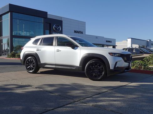 Used 2025 MAZDA CX-50 AWD 2.5 S w/ Preferred Package image 4