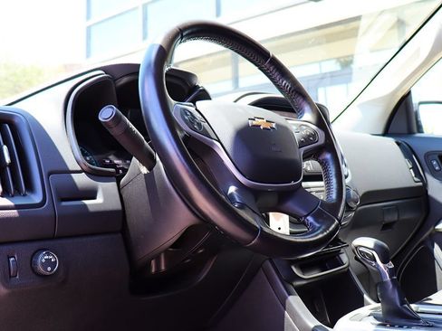 Used 2022 Chevrolet Colorado LT w/ Fleet Safety Package RWD image 33