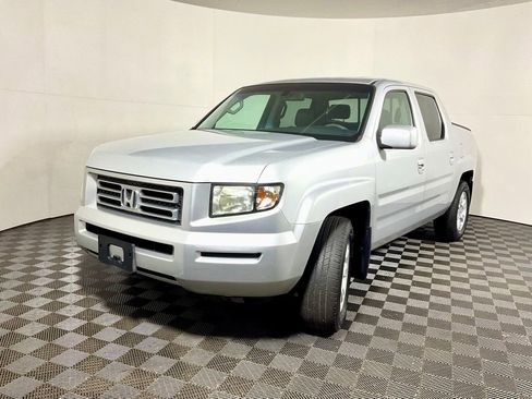 Used 2006 Honda Ridgeline RTL image 2