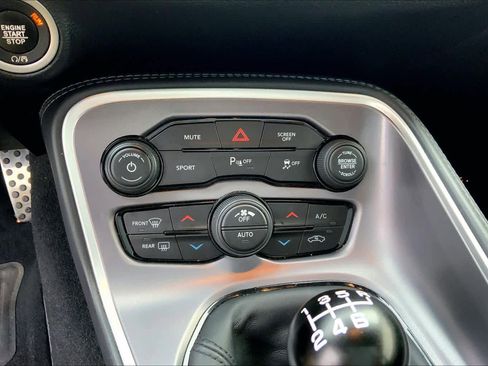 Used 2019 Dodge Challenger R/T RWD image 24
