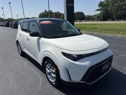 Certified 2023 Kia Soul S
