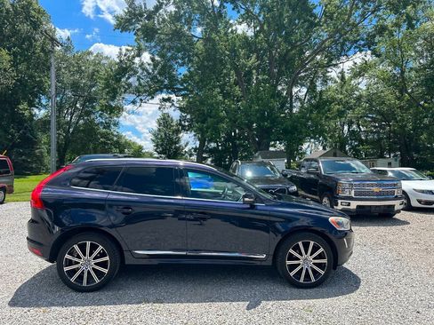 Used 2017 Volvo XC60 T6 Inscription w/ Preferred Option Package AWD/4WD image 4