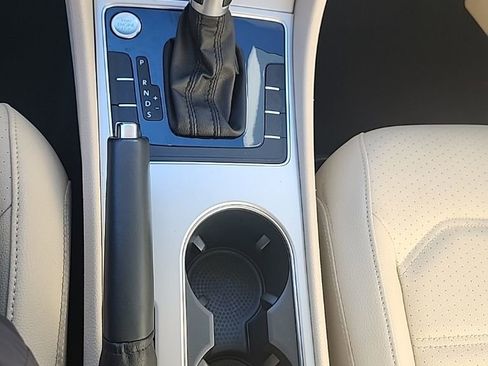 Used 2019 Volkswagen Passat 2.0T Wolfsburg image 13