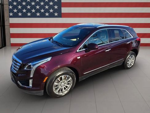 Used 2017 Cadillac XT5 Luxury w/ Driver Awareness Package AWD/4WD image 7