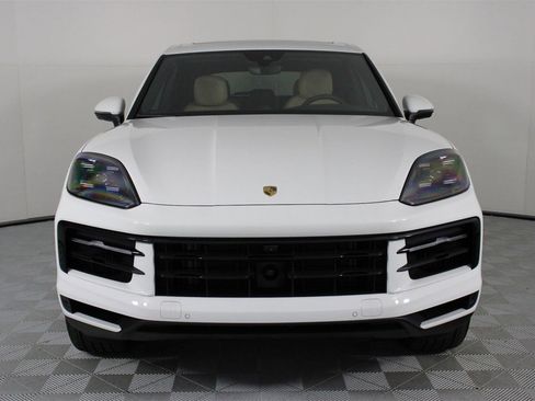 New 2026 Porsche Cayenne image 10