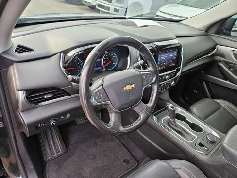 Used 2020 Chevrolet Traverse LT w/ LT Premium Package AWD/4WD image 14