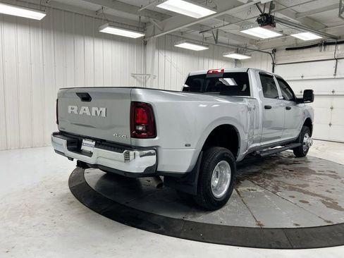 Used 2026 RAM 3500 Tradesman AWD/4WD image 3