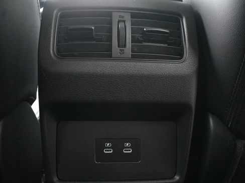 Used 2026 Nissan Rogue SL FWD image 27