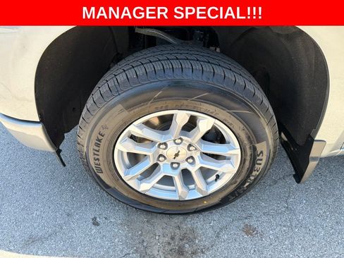 Used 2024 Chevrolet Silverado 1500 RST AWD/4WD image 6