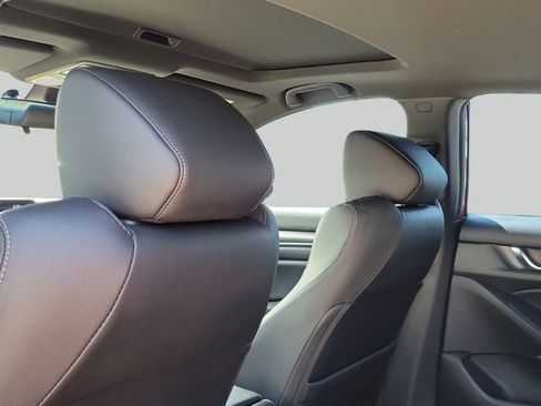 Used 2020 Honda Accord Sport image 10