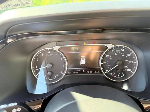 Used 2023 Nissan Pathfinder SL w/ SL Premium Package AWD/4WD image 22