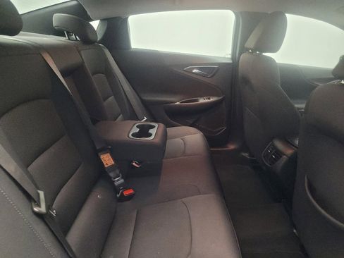 Used 2025 Chevrolet Malibu LT FWD image 19
