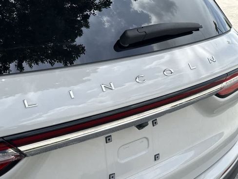 Used 2023 Lincoln Corsair FWD image 10