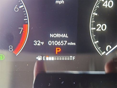 Certified 2024 Honda HR-V LX image 13