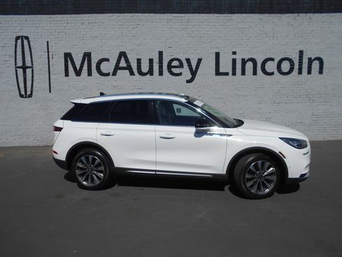 Certified 2022 Lincoln Corsair Reserve w/ Equipment Group 201A image 1