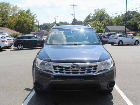 Used 2013 Subaru Forester 2.5X Premium w/ All-Weather Pkg AWD/4WD image 2