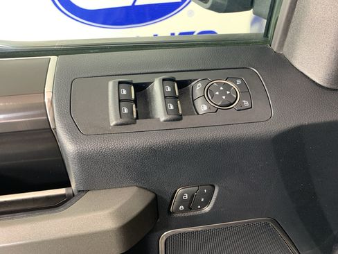 Used 2019 Ford F150 Raptor w/ Equipment Group 802A Luxury AWD/4WD image 13