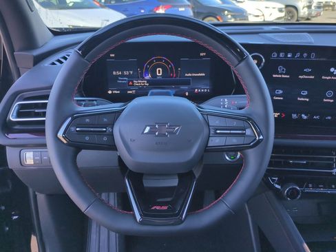 New 2026 Chevrolet Traverse RS image 11