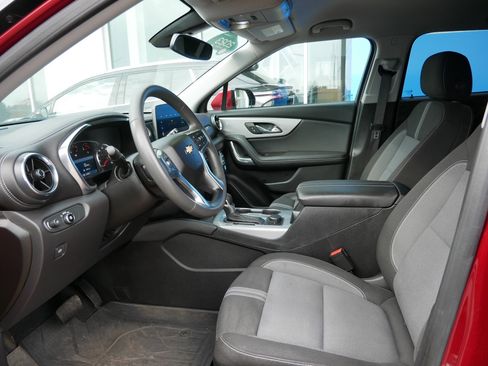 Certified 2023 Chevrolet Blazer LT w/ Convenience Package image 8