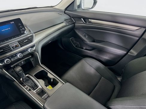 Used 2018 Honda Accord LX image 28