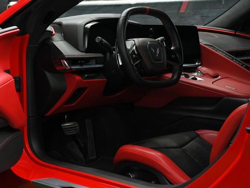 Used 2020 Chevrolet Corvette Stingray Premium Cpe w/ 3LT Preferred Equipment Group image 31