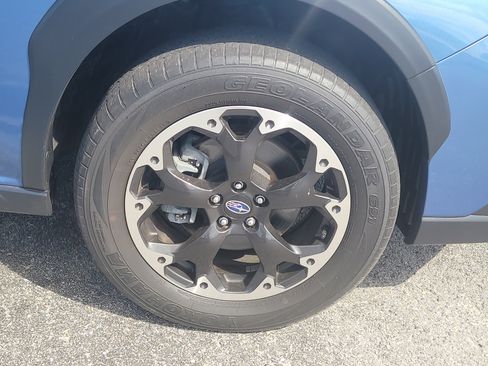 Used 2022 Subaru Crosstrek 2.0i image 10