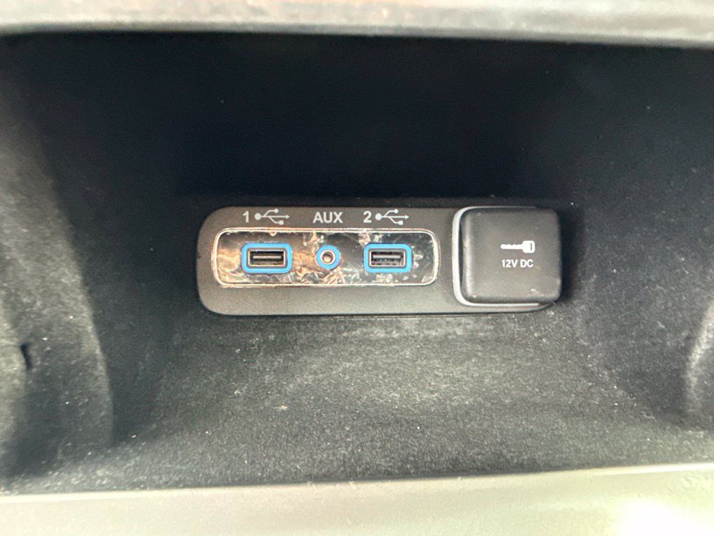 Used 2021 Jeep Grand Cherokee Laredo X AWD/4WD image 25