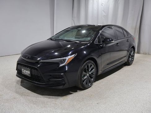 Certified 2024 Toyota Corolla SE FWD image 6