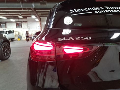 Used 2026 Mercedes-Benz GLA 250 image 36