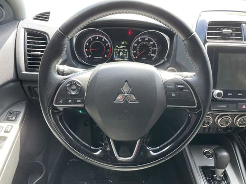 Used 2021 Mitsubishi Outlander Sport SE image 14