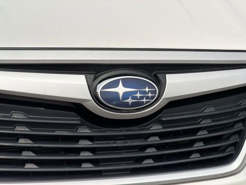 Used 2020 Subaru Forester Premium image 12