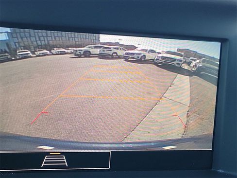 Used 2024 GMC Terrain SLE image 18