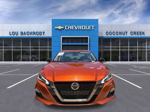 Used 2022 Nissan Altima 2.5 SR FWD image 3