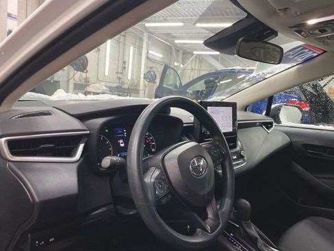 Used 2024 Toyota Corolla LE image 10