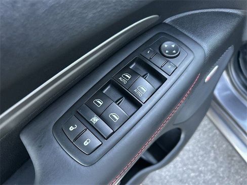 Certified 2017 Dodge Durango R/T w/ Technology Group image 16