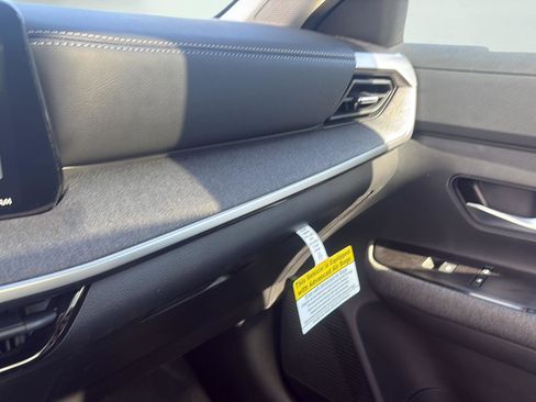 New 2026 Nissan Kicks SV w/ SV Premium Package FWD image 26