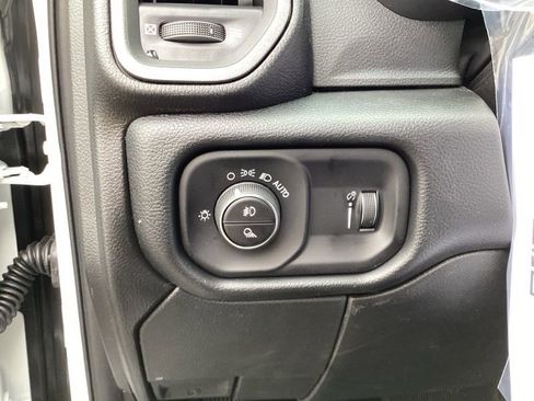 New 2026 RAM 5500 Tradesman w/ Chrome Appearance Group AWD/4WD image 23